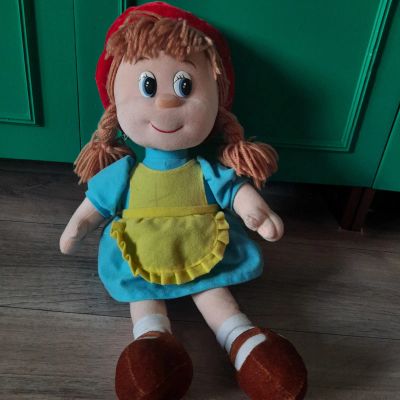 Лот: 19285295. Фото: 1. Игрушка кукла красная шапочка. Мягкие
