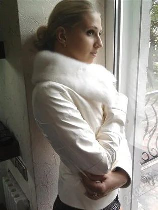 Лот: 4261676. Фото: 1. Кожаная куртка. Требует химчистки... Верхняя одежда
