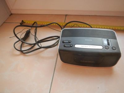Лот: 6714525. Фото: 1. Радиочасы Philips AJ3121/12. Тюнеры, радиоприёмники