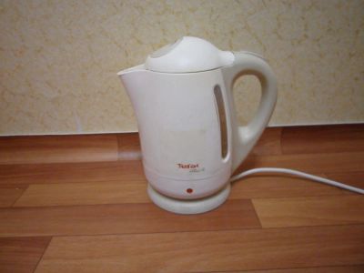 Лот: 4993387. Фото: 1. Чайник. Чайники, кофемашины, кулеры