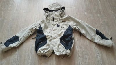 Лот: 6384618. Фото: 1. Горнолыжная куртка. Зимняя спортивная одежда