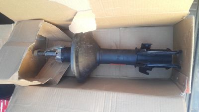 Лот: 13642958. Фото: 1. Стойки Subaru Legacy 98-03 Новые... Ходовая, подвеска, рулевое управление