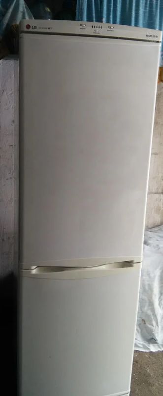 Лот: 8848272. Фото: 1. Холодильник LG Gr389sqf No Frost. Холодильники, морозильные камеры