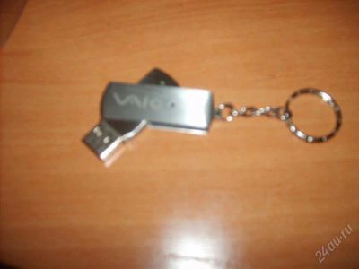 Лот: 758732. Фото: 1. sony usb flash drive 16 gb. USB-флеш карты