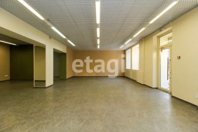 Лот: 24912621. Фото: 1. Сдам торговое помещение. Код объекта... Нежилое