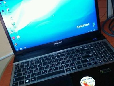 Лот: 12084699. Фото: 1. Ноут samsung. Ноутбуки
