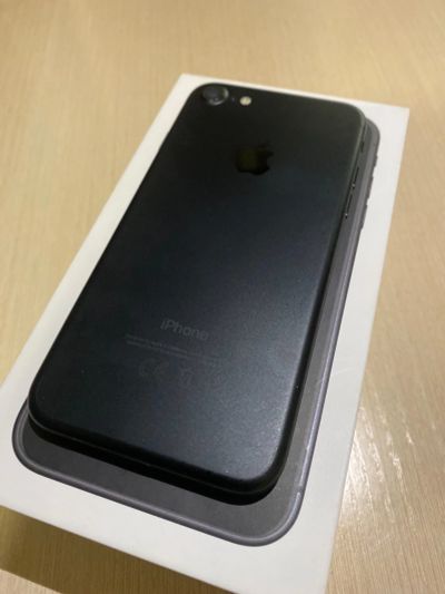 Лот: 18052911. Фото: 1. iphone 7. Смартфоны