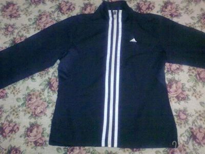 Лот: 666639. Фото: 1. Олимпийка Adidas. Другое (спортивная одежда)
