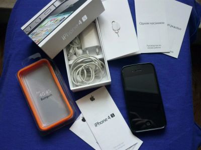 Лот: 3726340. Фото: 1. IPhone 4S 16Gb Sim-Free РСТ (MD235RR... Смартфоны