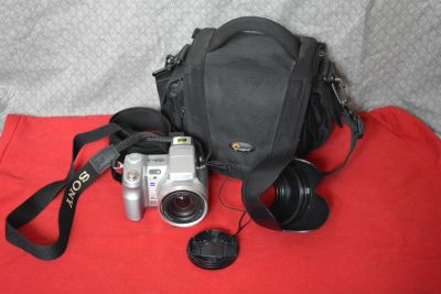 Лот: 3806902. Фото: 1. Фотоаппарат SONY Cyber-Shot DSC-H7. Цифровые компактные