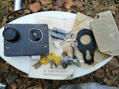 Лот: 18229714. Фото: 1. Замок накладной под сигнализацию... Замки