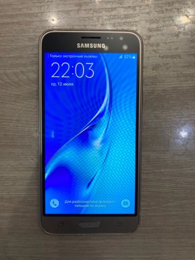 Лот: 18329938. Фото: 1. Смартфон Samsung Galaxy J3 2016. Смартфоны