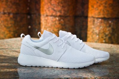 Лот: 7778720. Фото: 1. Nike Roshe Run. Кеды, кроссовки, слипоны