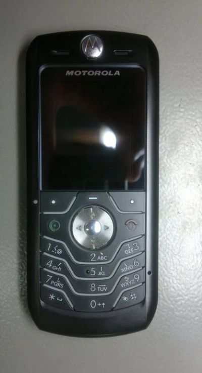 Лот: 4954906. Фото: 1. Motorola L6. Кнопочные мобильные телефоны