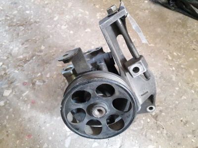 Лот: 21420698. Фото: 1. гидроусилитель Subaru Impreza... Двигатель и элементы двигателя