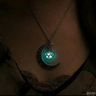 Лот: 13452800. Фото: 1. Подвеска светящаяся в темноте. Кулоны, подвески