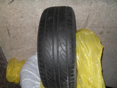 Лот: 3130889. Фото: 1. Bridgestone b500si 195/60 R15. Шины