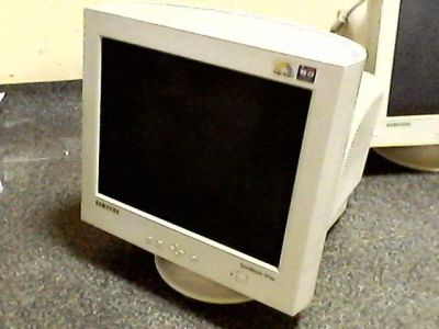 Лот: 2233218. Фото: 1. Монитор 17' ЭЛТ CRT Samsung SyncMaster... ЭЛТ-мониторы