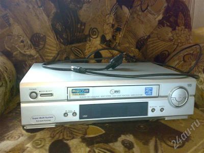 Лот: 487847. Фото: 1. VHS play\rec LG рабочий. Видеомагнитофоны