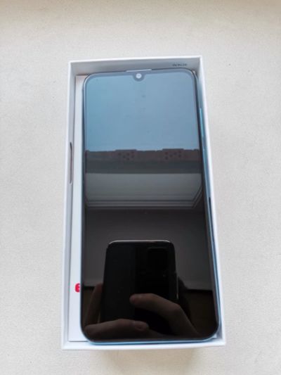 Лот: 17117122. Фото: 1. Huawey Y8P 128 Gb. Смартфоны