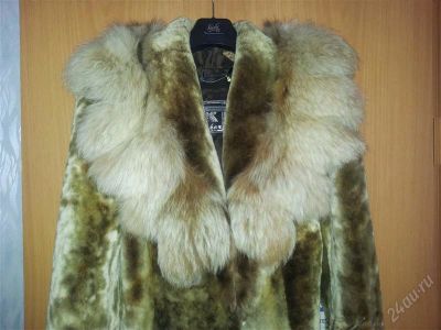 Лот: 2001700. Фото: 1. Продам шубу мутоновую с песцом... Верхняя одежда