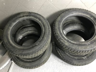 Лот: 15133122. Фото: 1. Bridgestone blizzak mz03. Шины