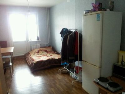 Лот: 5283428. Фото: 1. Сдается 1-к. квартира-студия на... Квартиры, студии
