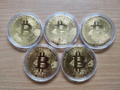 Лот: 25801486. Фото: 1. Биткоин Bitcoin позолоченный 5... Другое (монеты)