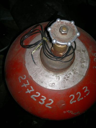 Лот: 6240373. Фото: 1. Газовый баллон. Баллоны, газ в баллонах