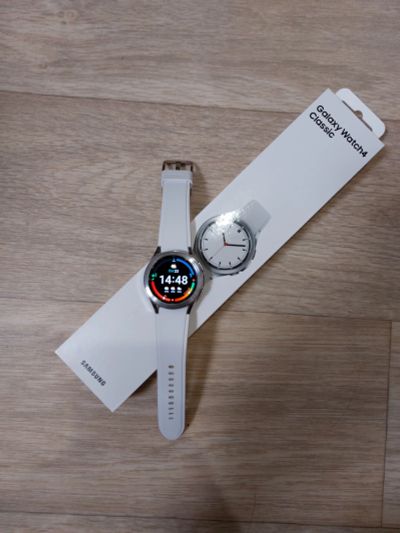 Лот: 19076863. Фото: 1. Galaxy Watch 4 Classic 42mm. Смарт-часы, фитнес-браслеты, аксессуары