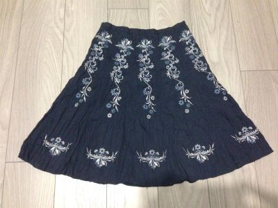 Лот: 3496846. Фото: 1. Юбка тёмно синяя с вышевкой р... Юбки