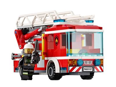 Лот: 9193333. Фото: 1. Конструктор LEGO City Fire Пожарная... Конструкторы