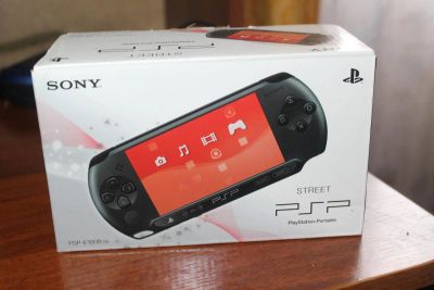 Лот: 3358057. Фото: 1. SONY PSP-1008 (прошита,флешка... Игровые приставки, консоли