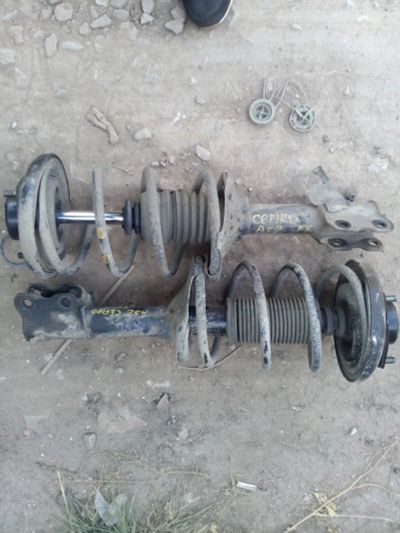 Лот: 12007033. Фото: 1. nissan cefiro a32 стойки перед. Ходовая, подвеска, рулевое управление