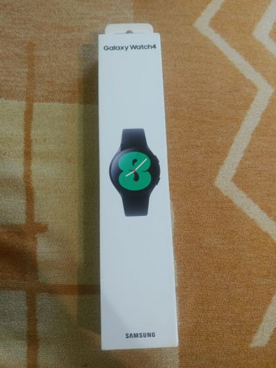 Лот: 19255392. Фото: 1. Samsung galaxy watch 4 40мм. Смарт-часы, фитнес-браслеты, аксессуары