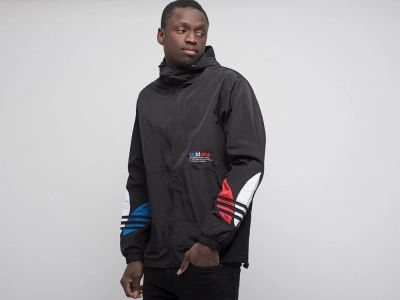 Лот: 18875260. Фото: 1. Ветровка Adidas (26282) Размер... Верхняя одежда