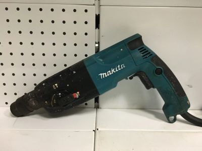 Лот: 15847851. Фото: 1. Перфоратор Makita HR2450 2.7 Дж. Электроинструмент
