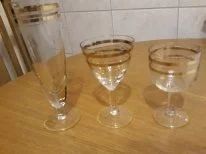 Лот: 10751264. Фото: 1. Старинные бокалы с золотыми обводками... Кружки, стаканы, бокалы