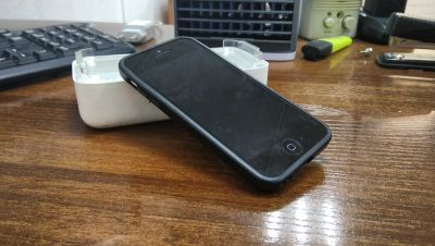 Лот: 14361175. Фото: 1. Iphone 5c 16 Gb белый. Смартфоны