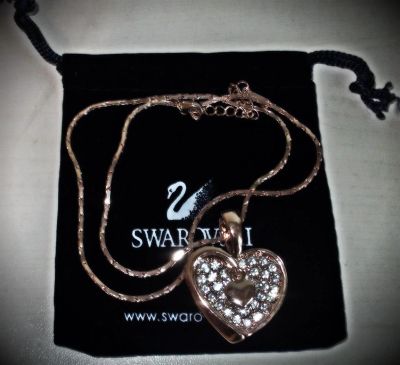 Лот: 3308868. Фото: 1. Бижутерия со стразами Swarovski... Кулоны, подвески