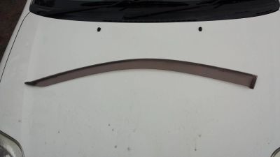 Лот: 6275542. Фото: 1. Ветровик Toyota Corolla NZE 121. Кузов