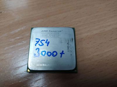 Лот: 10622379. Фото: 1. Процессор AMD 754 сокет Sempron... Процессоры