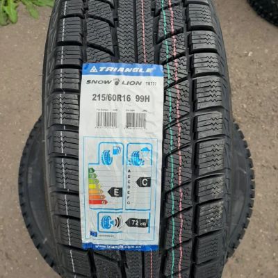 Лот: 23539445. Фото: 1. Зимняя резина 215/60 R-16 "Triangle... Шины