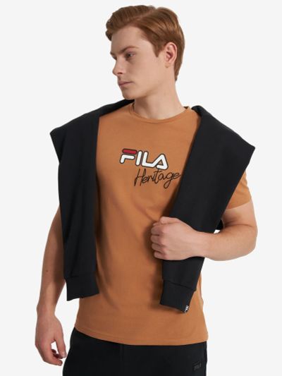 Лот: 25407709. Фото: 1. Футболка мужская FILA, Коричневый. Другое (спортивная одежда)