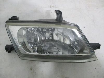 Лот: 15312856. Фото: 1. Фара передняя правая Nissan Wingroad... Оптика и освещение
