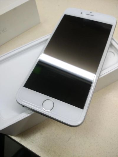 Лот: 9172382. Фото: 1. Iphone 6 128Gb Silver. Смартфоны
