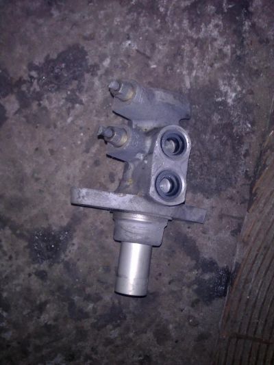 Лот: 4804992. Фото: 1. Главный тормозной mazda demio... Тормозная система