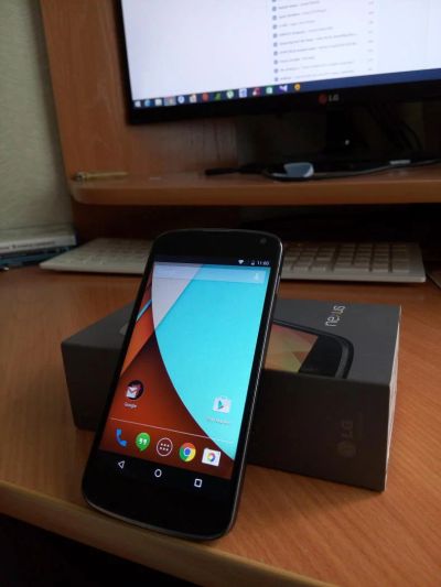 Лот: 5418231. Фото: 1. LG Nexus 4 16Gb Black. Смартфоны