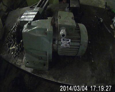 Лот: 3833300. Фото: 1. мотор-редуктор гдр 7g2 KMRB71G4. Электродвигатели