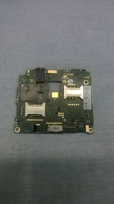 Лот: 10947427. Фото: 1. системная плата на ZTE V880G Б... Микросхемы и платы